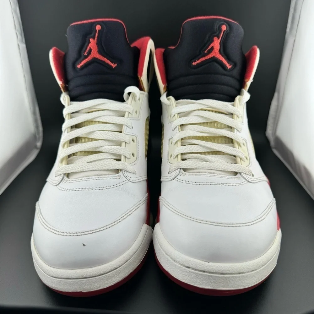 Jordan 5 Retro Sneaker Size 11 Men